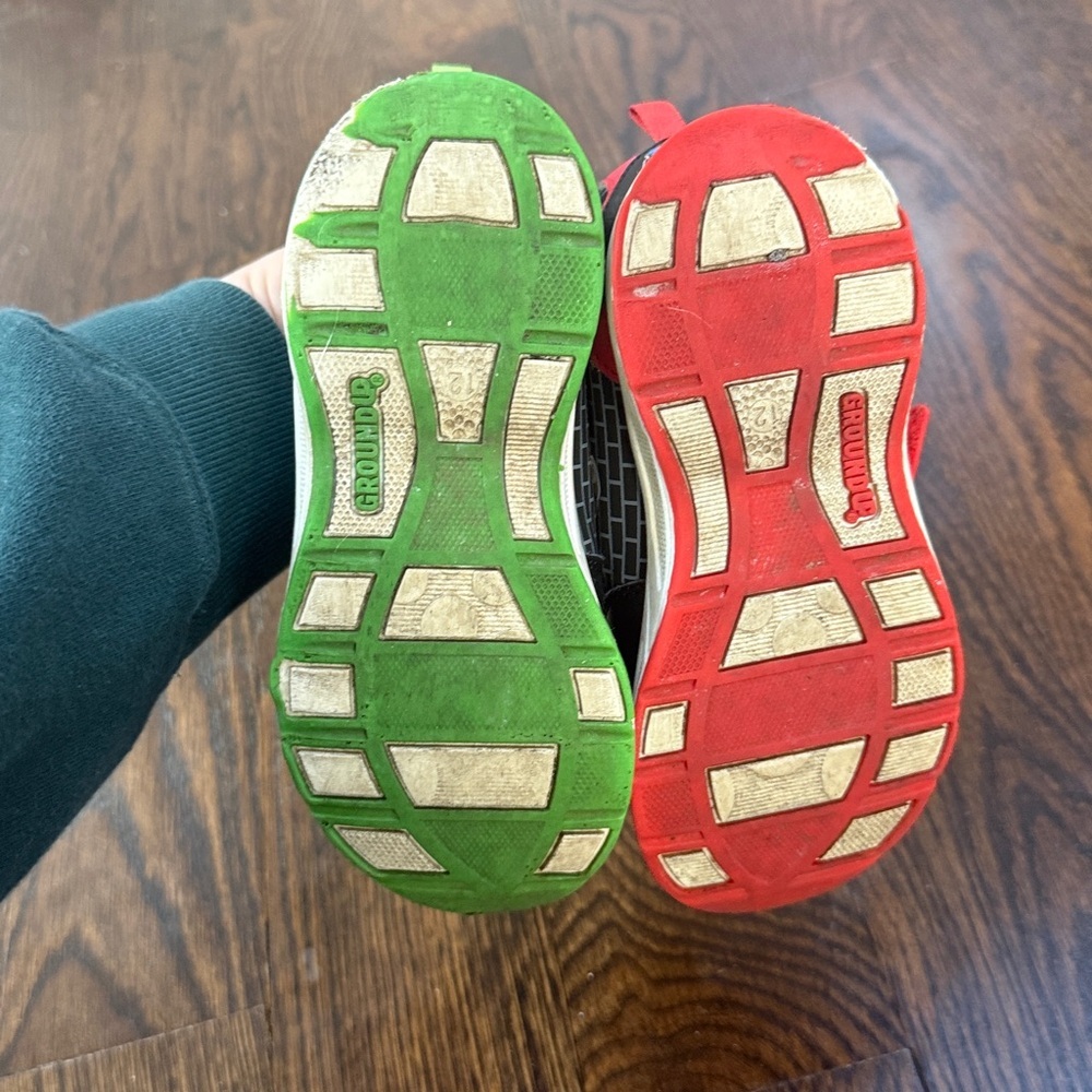 Super Mario, Luigi and Mario light up sneakers size 12 - Picture 4 of 6